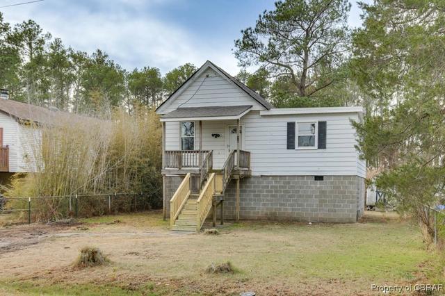 27 Bay St, Poquoson, VA 23662