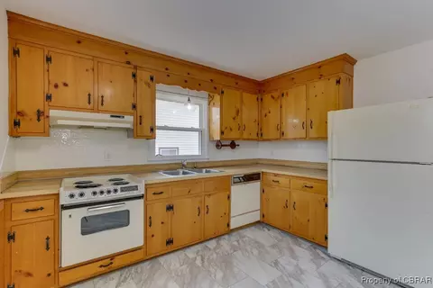 822 Headrow Ter, Hampton, VA 23666 photo 13