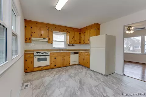 822 Headrow Ter, Hampton, VA 23666 photo 11