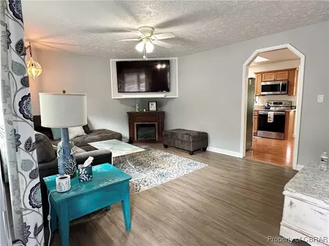 7809 Ark Rd, Gloucester, VA 23061 photo 3