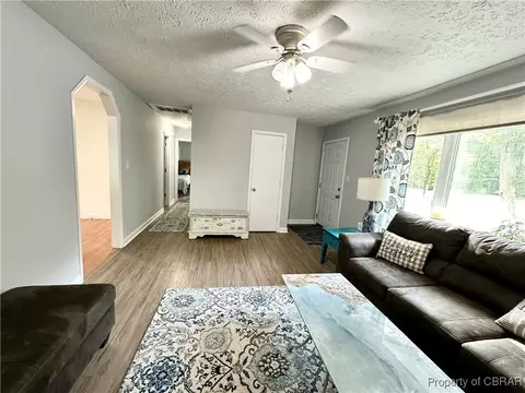 7809 Ark Rd, Gloucester, VA 23061 photo 4