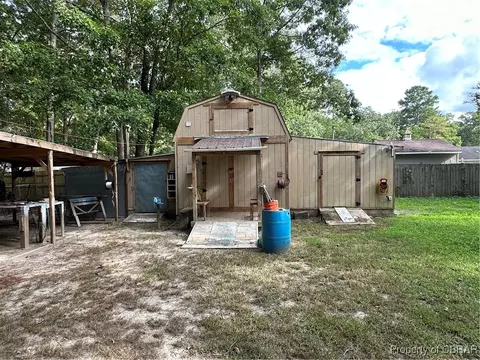 7809 Ark Rd, Gloucester, VA 23061 photo 28