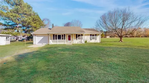 5069 Fletcher Rd, Gloucester, VA 23061