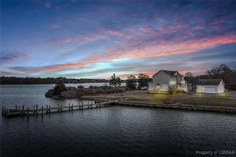 368 Hale Dr, Lancaster, VA 22503