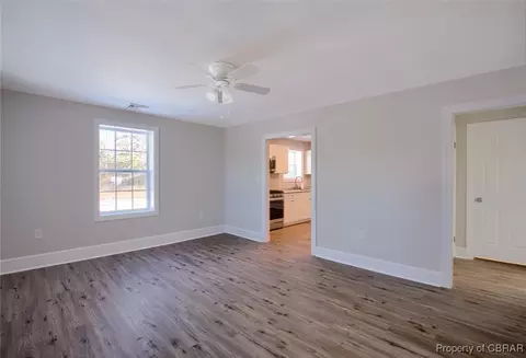 3599 York River Rd, Plain View, VA 23156 photo 4