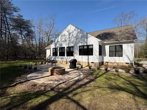 11293 Bayport Lndg, Gloucester, VA 23061 photo 3