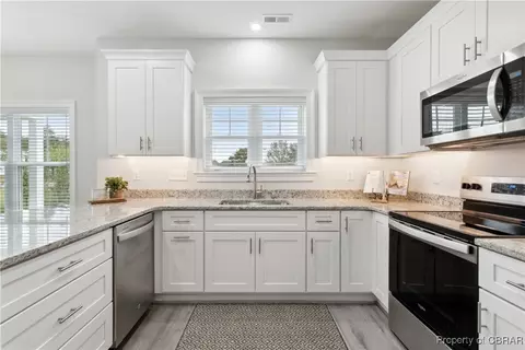 7416 Sinclair Way #E, Gloucester, VA 23061 photo 4