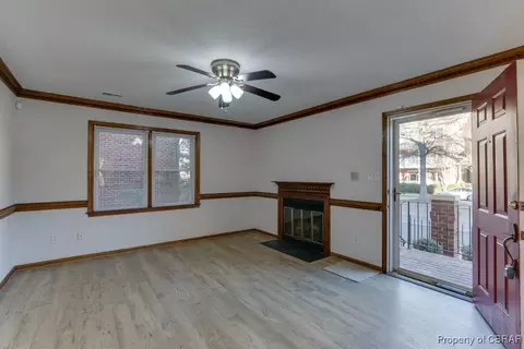 209 Eaton St, Hampton, VA 23669 photo 9
