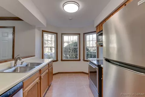 209 Eaton St, Hampton, VA 23669 photo 11