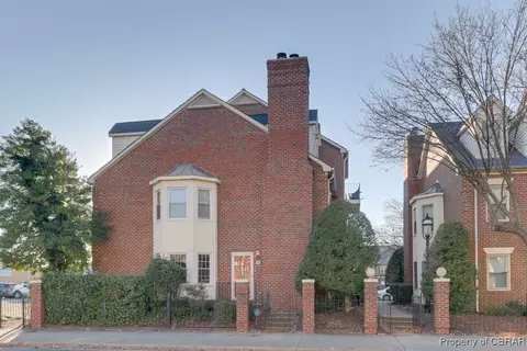 209 Eaton St, Hampton, VA 23669 photo 2