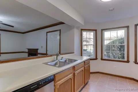 209 Eaton St, Hampton, VA 23669 photo 12