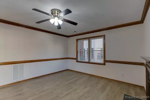 209 Eaton St, Hampton, VA 23669 photo 6