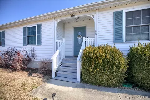 134 Martin Ln, Deltaville, VA 23043