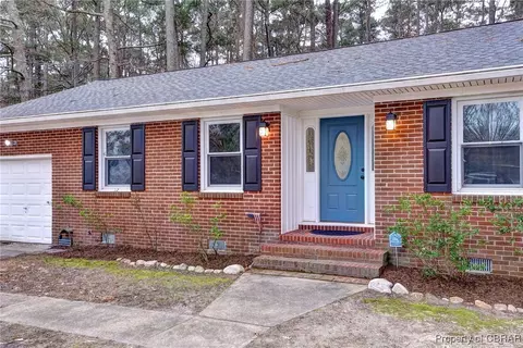 34 Little Florida Rd, Poquoson, VA 23662