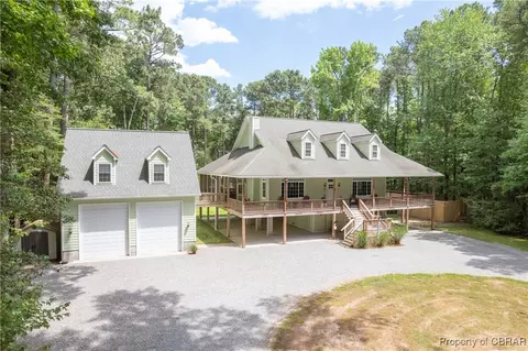 729 Potato Neck Rd, Port Haywood, VA 23138