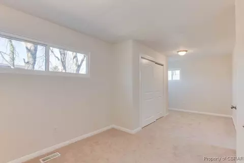 3310 W Weaver Rd, Hampton, VA 23666 photo 16
