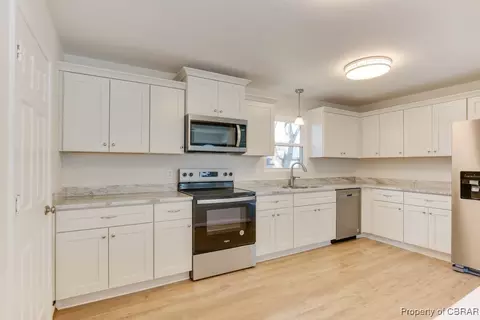 3310 W Weaver Rd, Hampton, VA 23666 photo 10