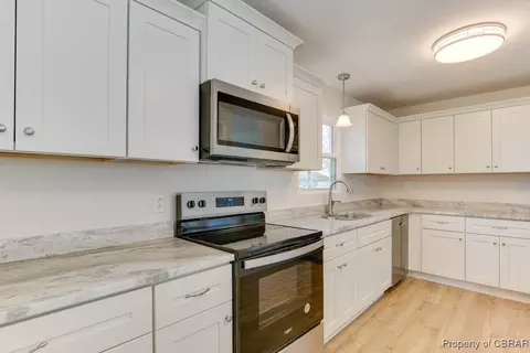 3310 W Weaver Rd, Hampton, VA 23666 photo 12