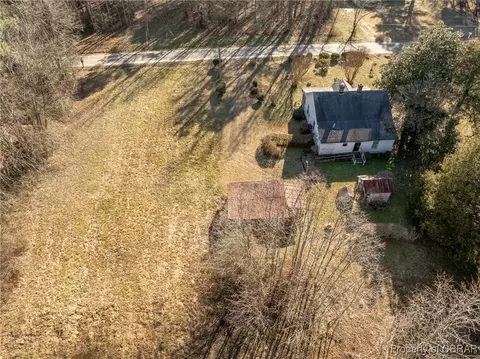 8429 Back Creek Rd, Gloucester, VA 23061 photo 5