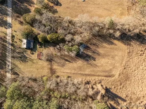 8429 Back Creek Rd, Gloucester, VA 23061 photo 3