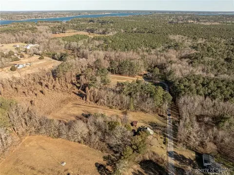 8429 Back Creek Rd, Gloucester, VA 23061 photo 16