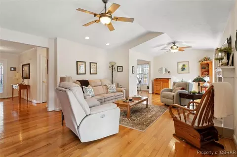 9803 Spring Branch Dr, North, VA 23128 photo 6