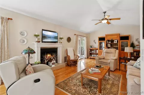 9803 Spring Branch Dr, North, VA 23128 photo 7