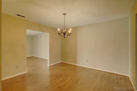 7706 The Points Pl, Gloucester Point, VA 23062 photo 5