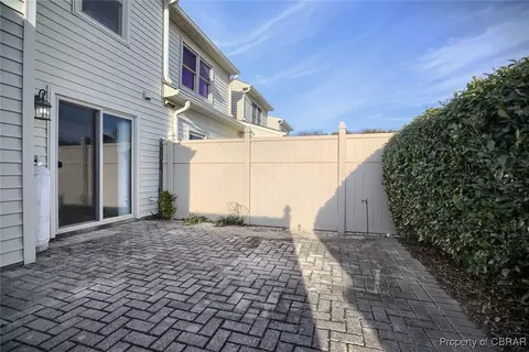 7706 The Points Pl, Gloucester Point, VA 23062 photo 26