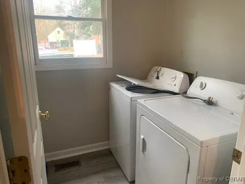8035 Belroi Rd, Gloucester, VA 23061 photo 14