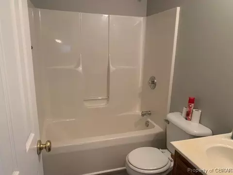 8035 Belroi Rd, Gloucester, VA 23061 photo 9