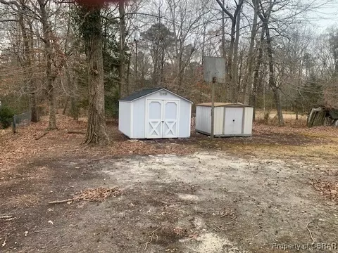 8035 Belroi Rd, Gloucester, VA 23061 photo 16