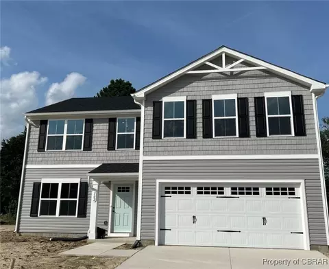 302 Pointers Dr, West Point, VA 23181