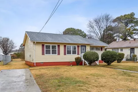 110 Median Cir, Portsmouth, VA 23701