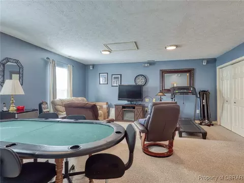 7281 Franklin Ct, Gloucester, VA 23061 photo 4