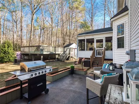 7281 Franklin Ct, Gloucester, VA 23061 photo 5
