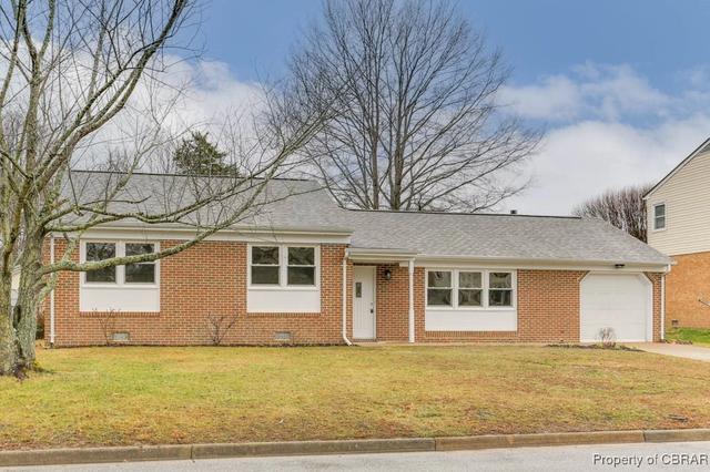 809 Darden Dr, Newport News, VA 23608