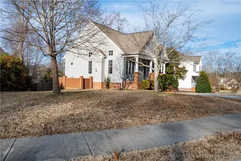 6785 Bershak Ct, Gloucester, VA 23061