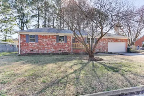 125 Marvin Dr, Hampton, VA 23666 photo 3