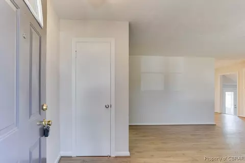 125 Marvin Dr, Hampton, VA 23666 photo 5