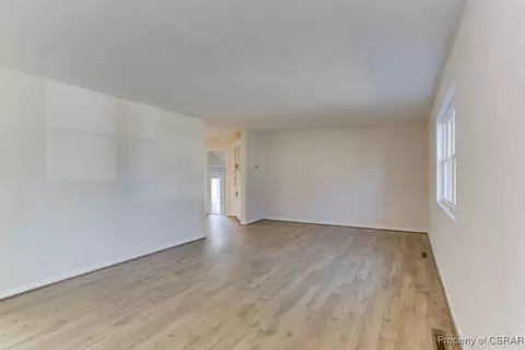 125 Marvin Dr, Hampton, VA 23666 photo 6