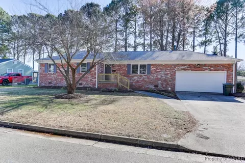 125 Marvin Dr, Hampton, VA 23666 photo 2