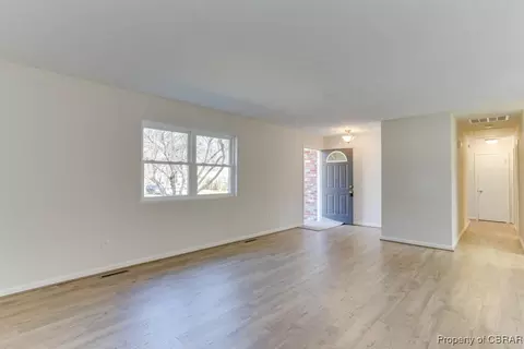 125 Marvin Dr, Hampton, VA 23666 photo 8