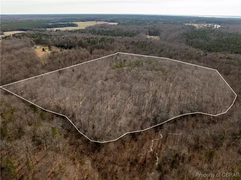 22 04 Ac Lockmorr Ln, Gloucester, VA 23061