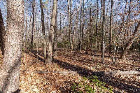 22 04 Ac Lockmorr Ln, Gloucester, VA 23061 photo 19