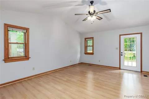 4886 Rosewell Dr, Gloucester, VA 23061 photo 14