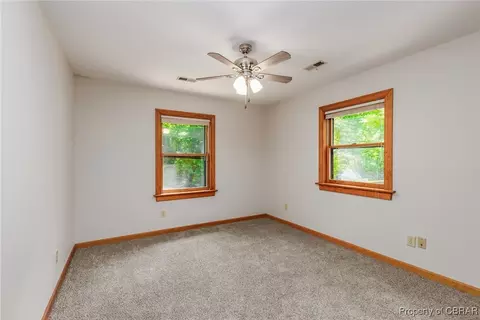 4886 Rosewell Dr, Gloucester, VA 23061 photo 22