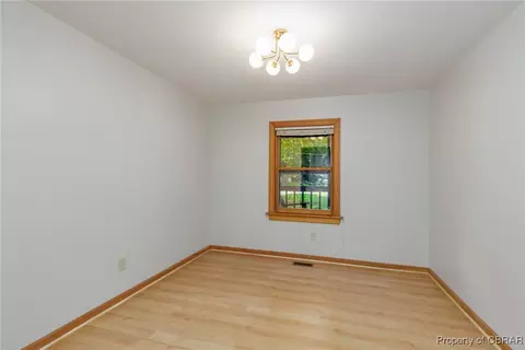 4886 Rosewell Dr, Gloucester, VA 23061 photo 12