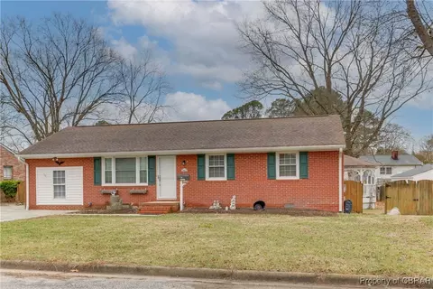 342 Helena Dr, Newport News, VA 23608