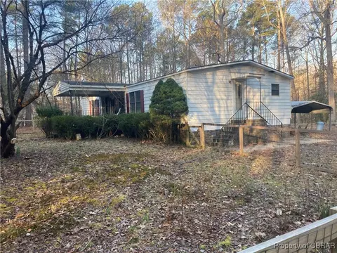 468 Scoggins Creek Trl, Hartfield, VA 23071